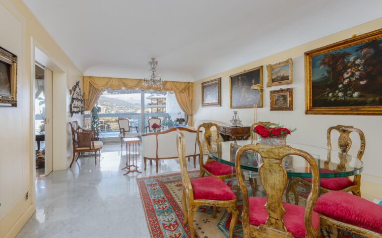 NEW! PARK PALACE - 3 VANI + PARCHEGGIO + CANTINA